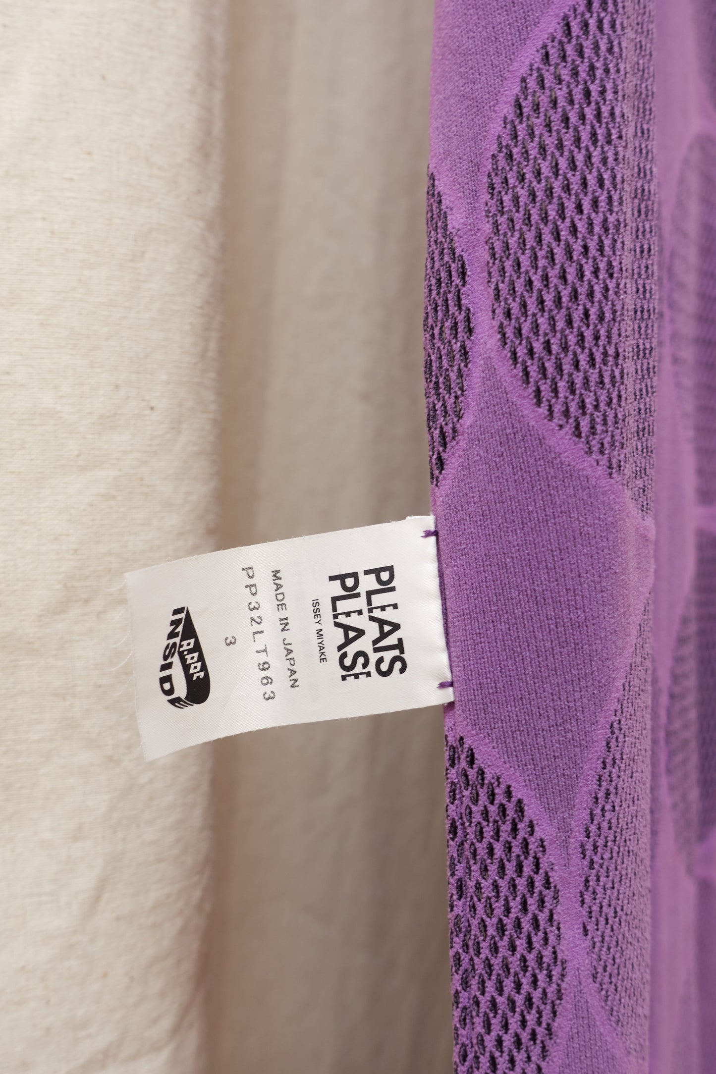 Perforated Pleats Please - APOC-Inside reversible tunic