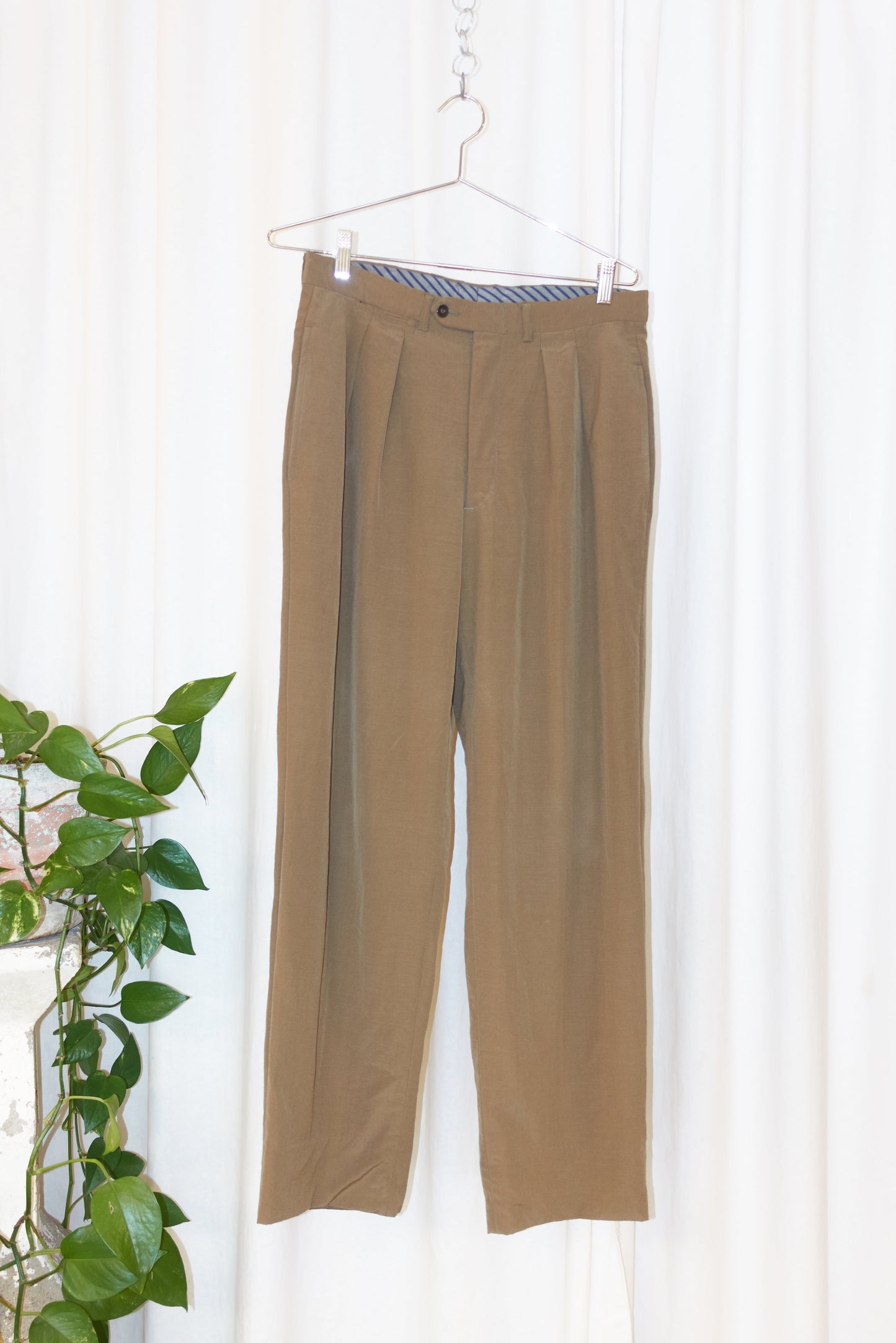 Manuel Ritz Pipo sheeny pleated trousers