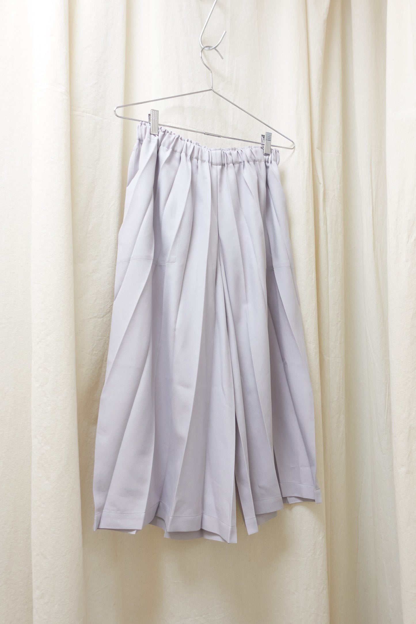 Issey Miyake 'me' diagonal pleated elastic waist culottes