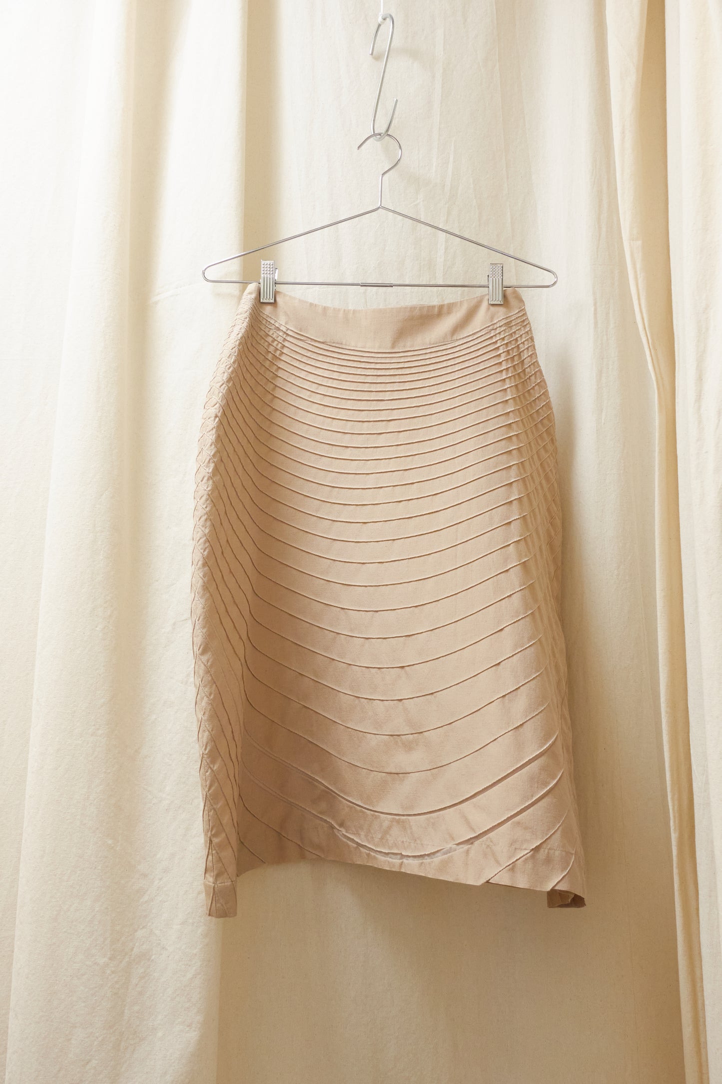 Issey Miyake three-dimensional wave skirt