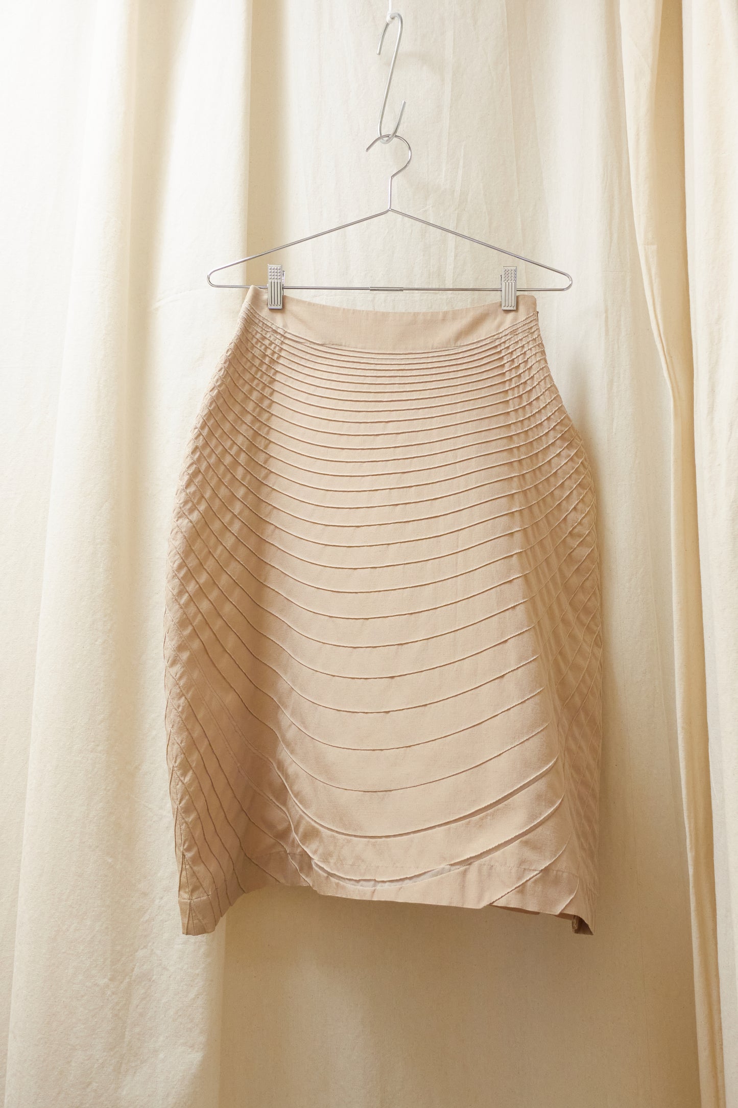 Issey Miyake three-dimensional wave skirt