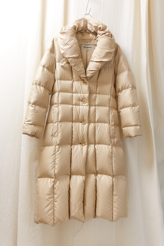 Issey Miyake pleated collar puffer coat