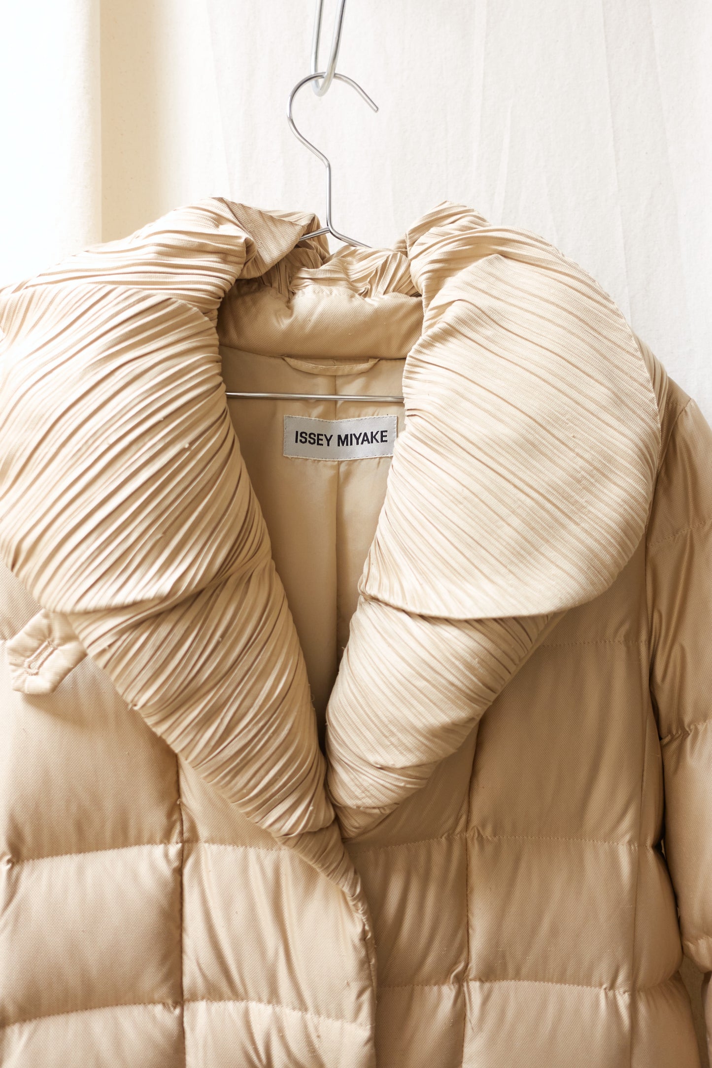 Issey Miyake pleated collar puffer coat