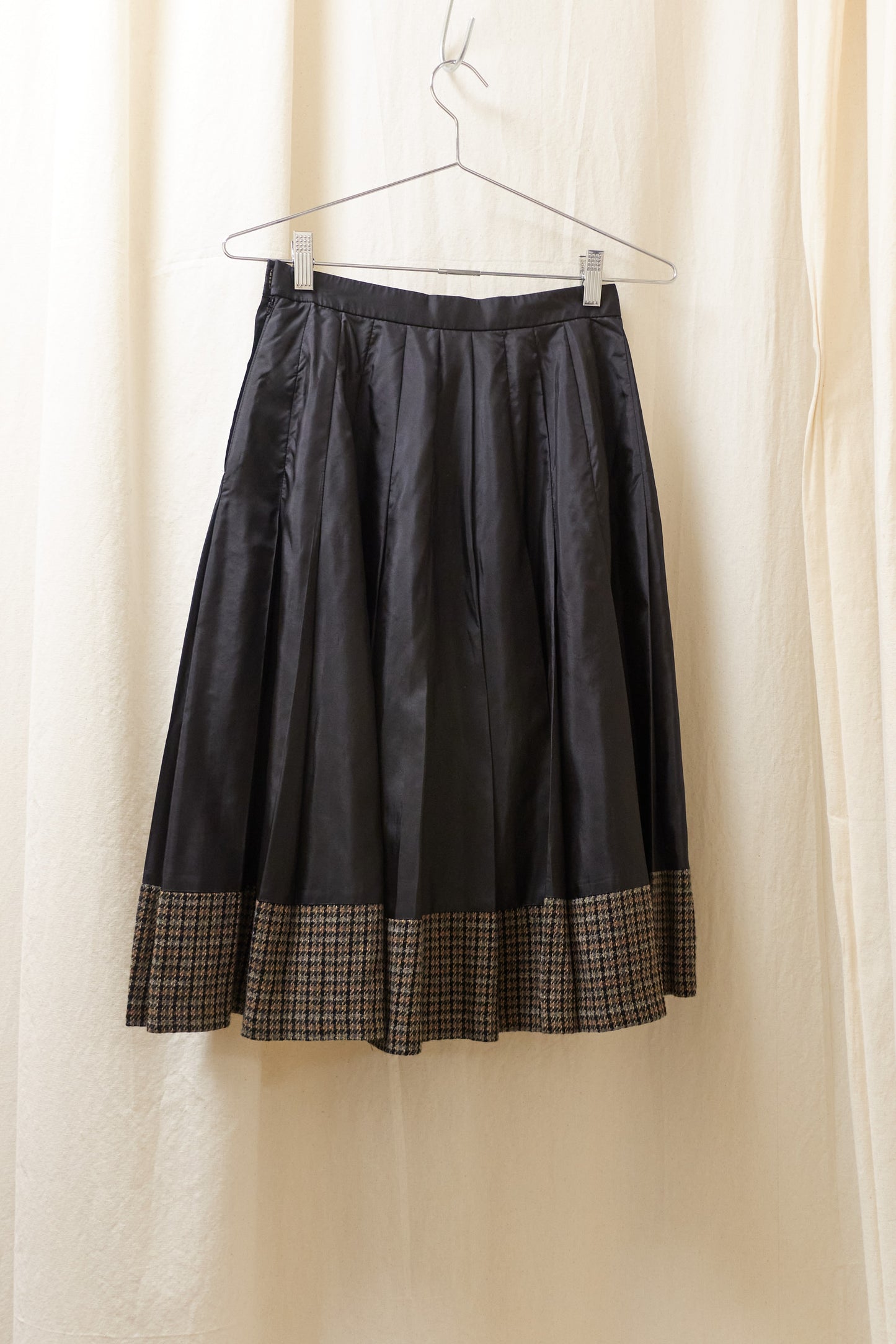 Junya Watanabe 2000 satin pleated skirt with contrast hem