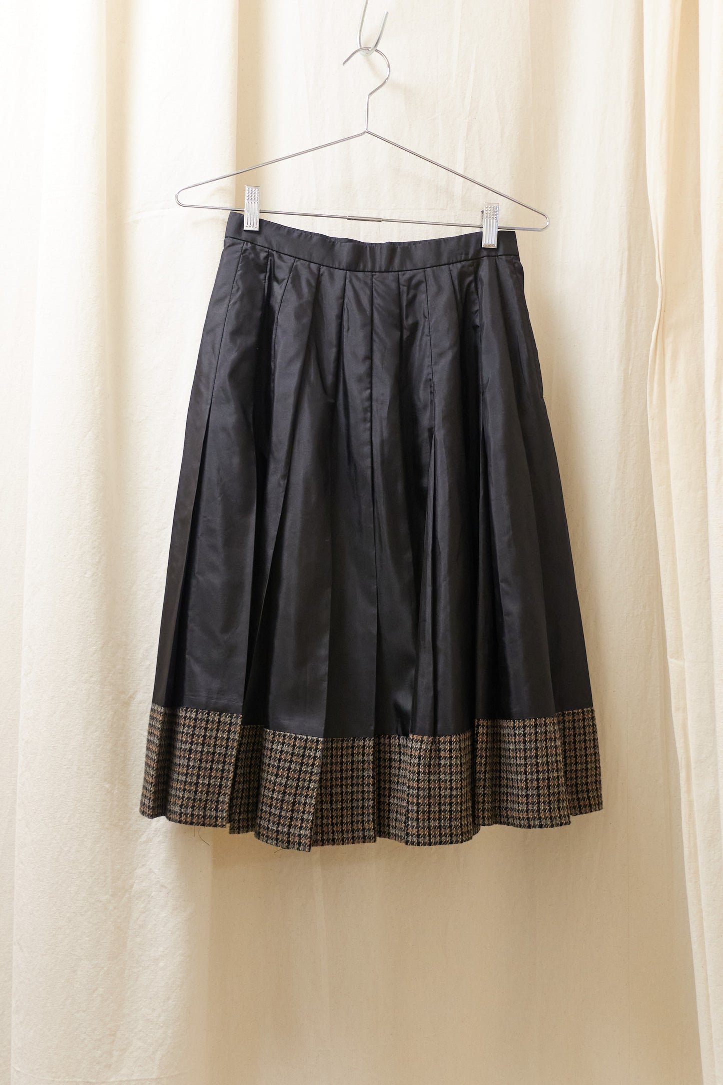 Junya Watanabe 2000 satin pleated skirt with contrast hem