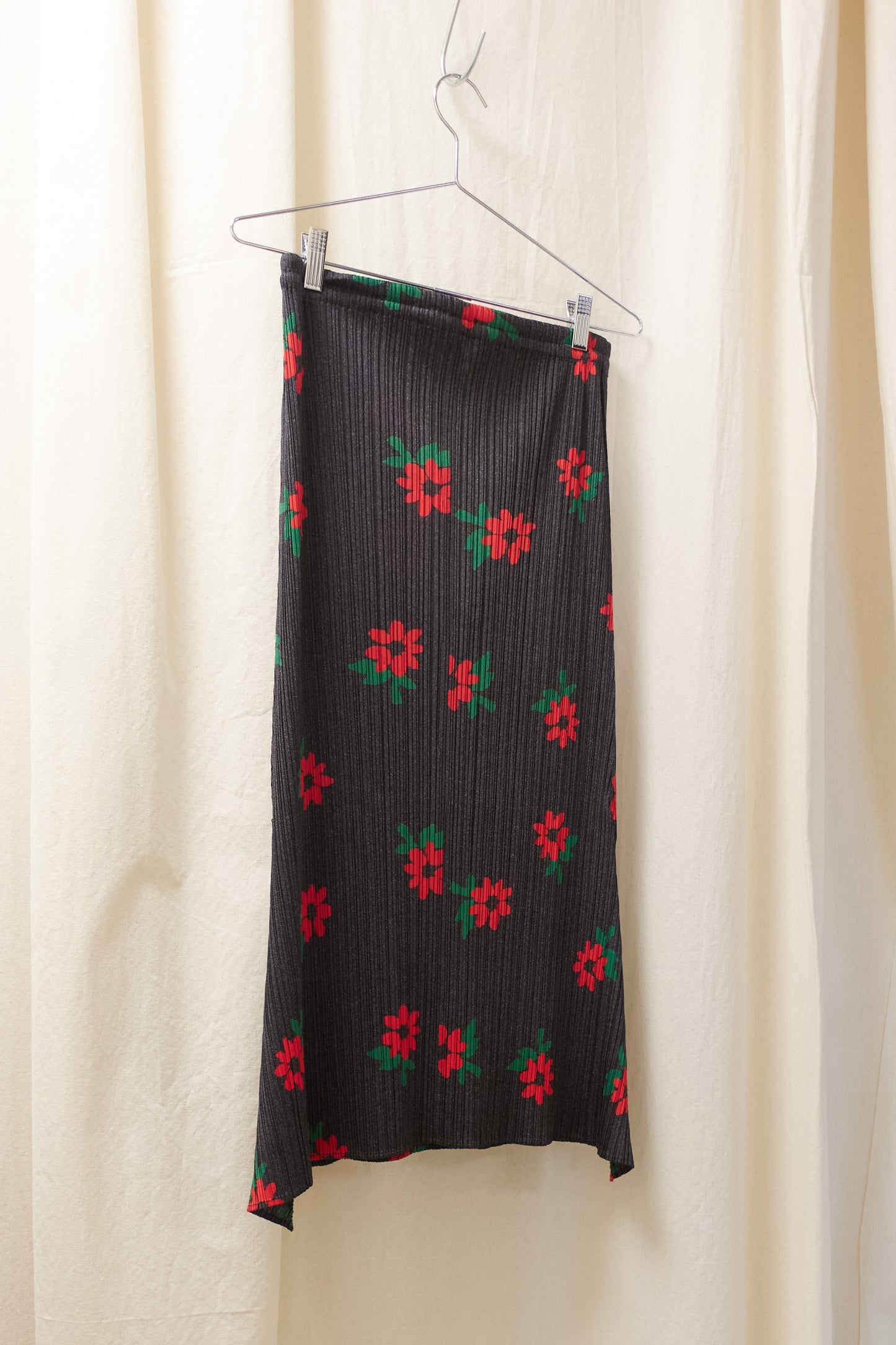 Issey Miyake Pleats Please floral pattern pleated skirt