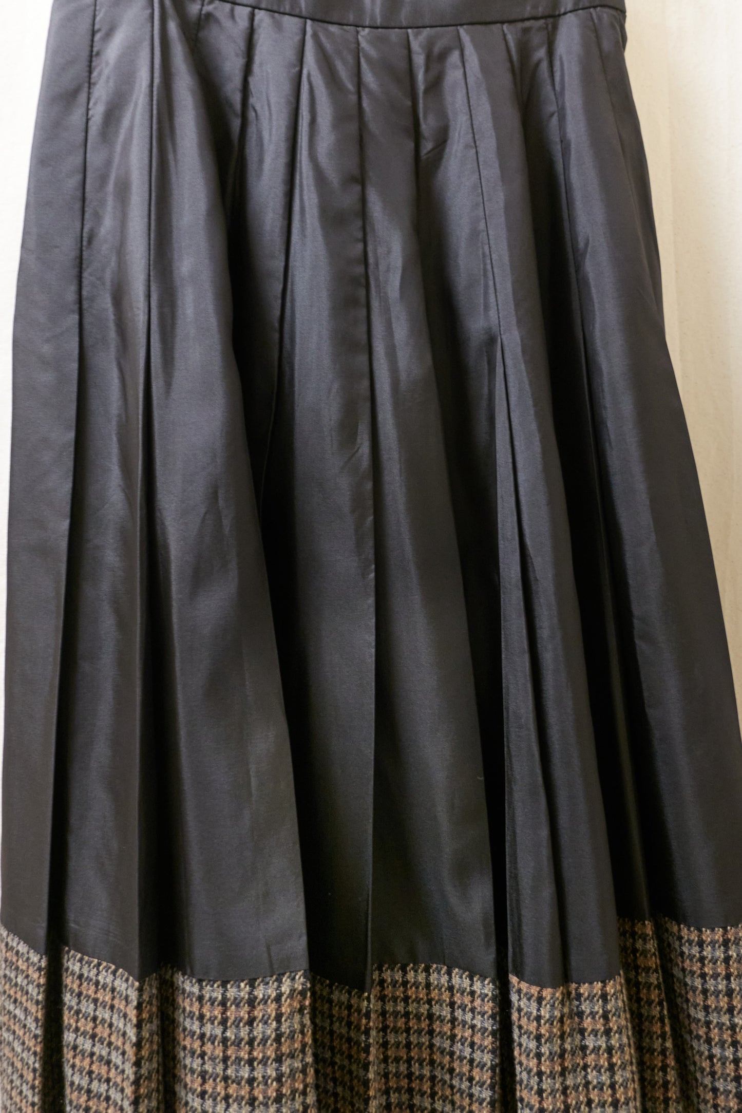 Junya Watanabe 2000 satin pleated skirt with contrast hem